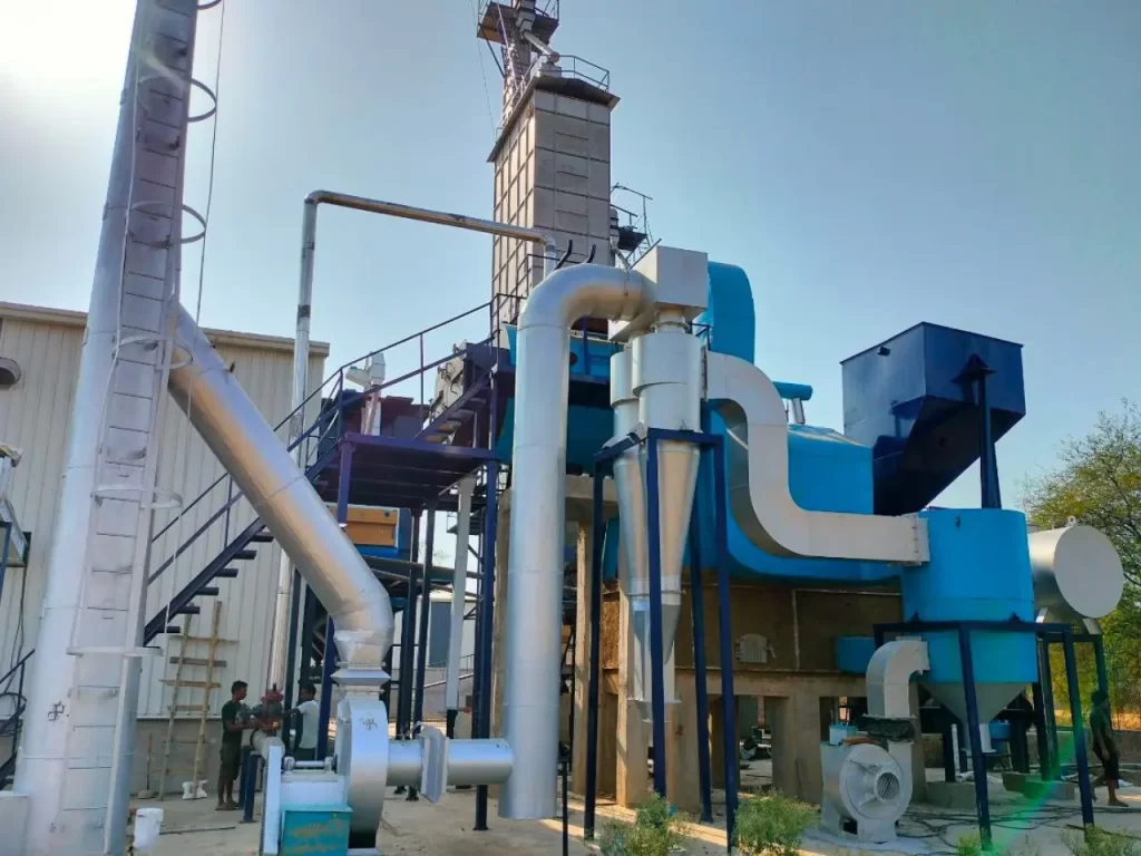 Combitherm combi boiler with hybrid water tube and smoke tube design for efficient industrial steam generation